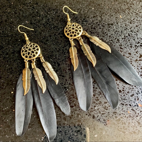 Dream Catcher With Black Feathers Earrings. - Picture 4 of 4